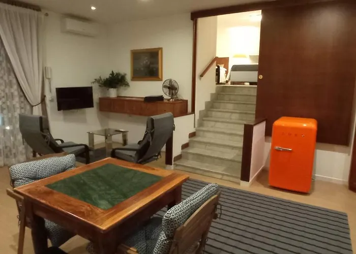 La Residenza Napoli Chiaia Short Let Apartment Superior Via Chiaia 82