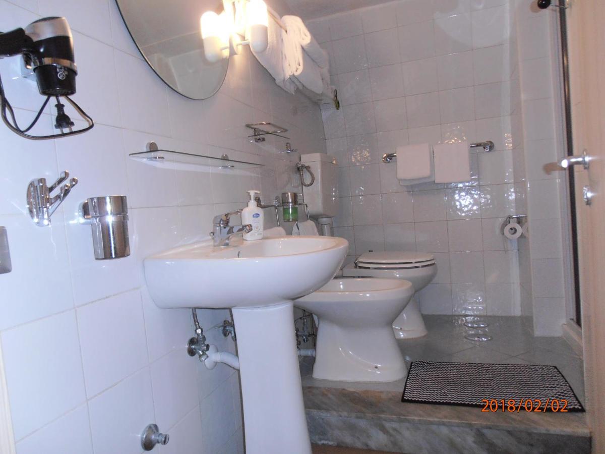 La Residenza Chiaia Short Let Superior Via Chiaia 82 Apartment Naples