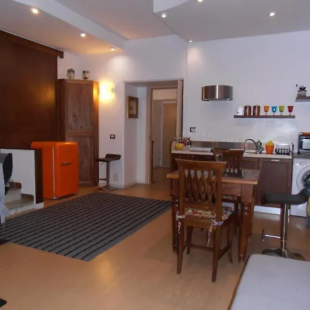 La Residenza Napoli Chiaia Short Let Apartment Superior Via Chiaia 82 Exterior photo