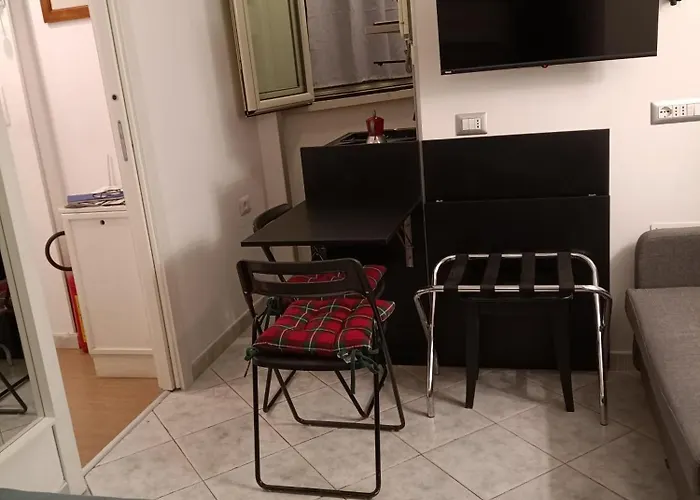 La Residenza Napoli Chiaia Short Let Apartment Superior Via Chiaia 82